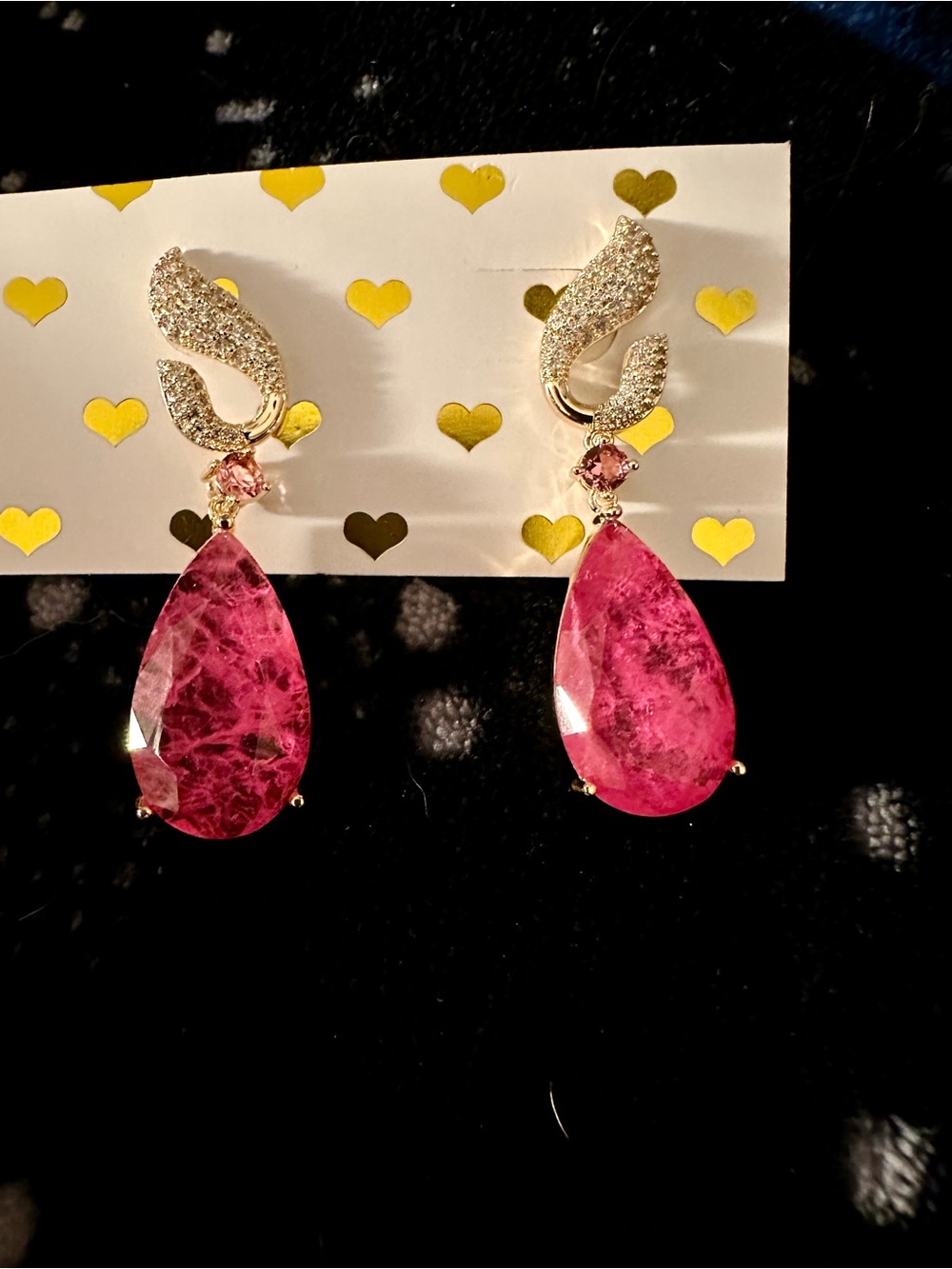 Untamed Petals Never Worn Elegant Pink Teardrop Crystal Drop Earrings Art Deco